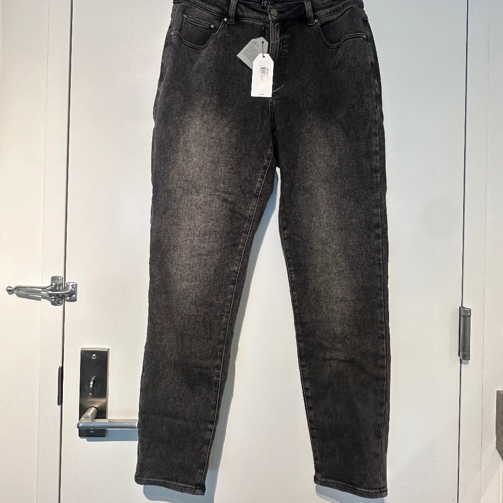 NWT Universal Standard Blk Fade Jeans Sz 14-16 Curvy Fit